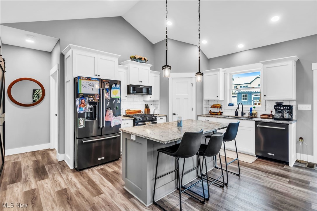 Woods/Silver Crk Ph 6-B - Residential