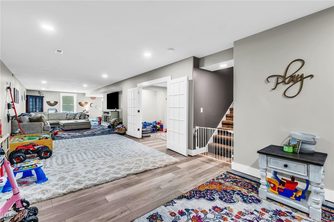 Woods/Silver Crk Ph 6-B - Residential