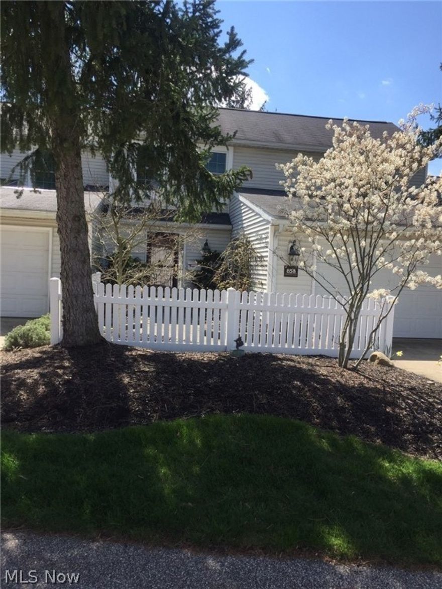 Lovely 3 bedroom/2.5 bath condo in Eagles Chase. Vaulted 2-story Great Room w/fireplace, wet bar, dining area and 2 sliders to private brick patio. Bright and airy with 2 skylights. Large, updated kitchen w/eating area overlooking dining/great room. First floor master suite with walk-in closet, master bath w/large walk-in shower. Master also leads to patio. Two second floor bedrooms w/large closets. 2-car attached garage w/water, drain and loads of cabinets. 4 ceiling fans. A must see!