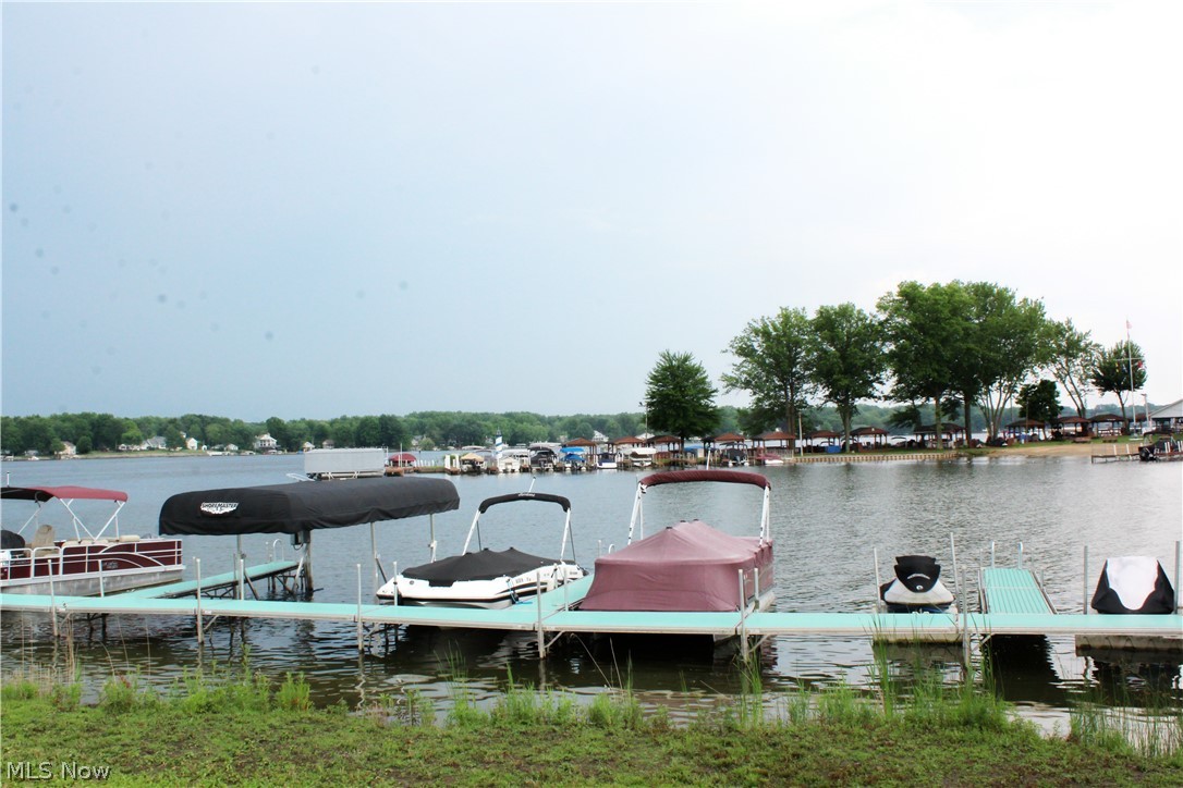 Craig Cove Condominiums - Residential