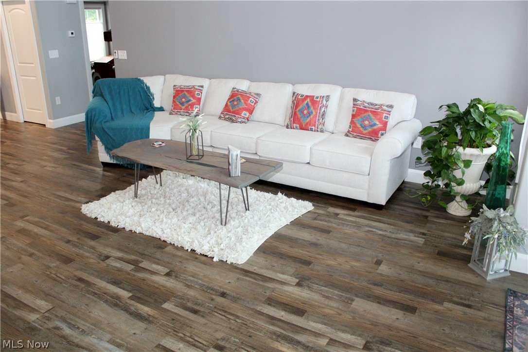 Craig Cove Condominiums - Residential