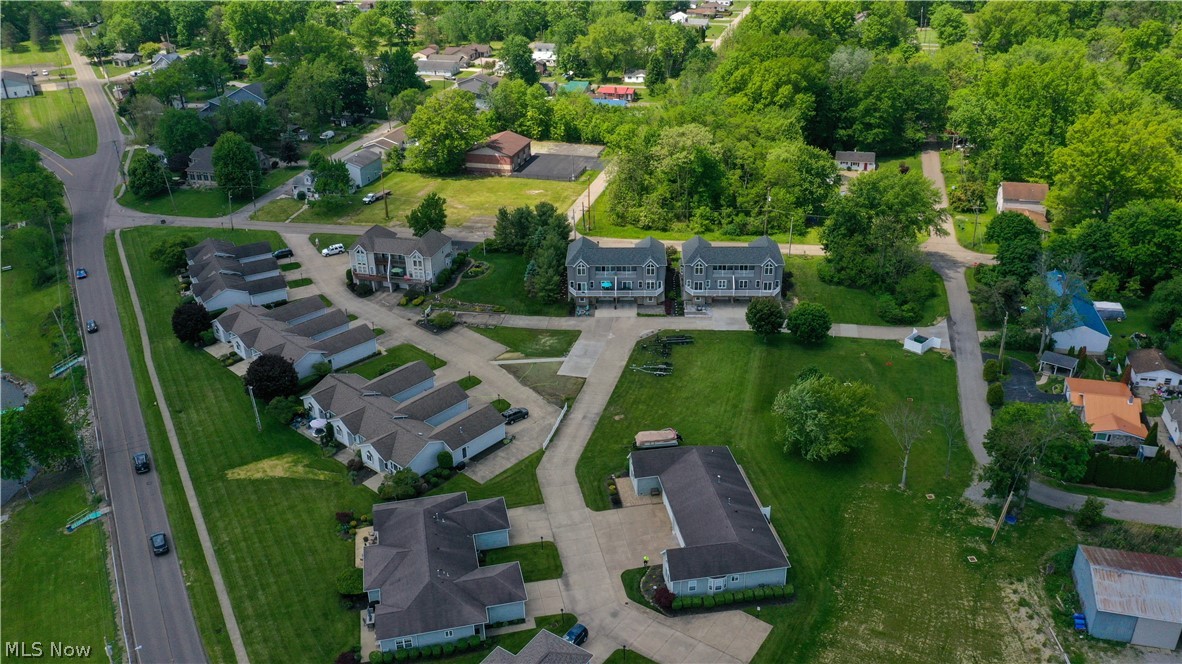 Craig Cove Condominiums - Residential