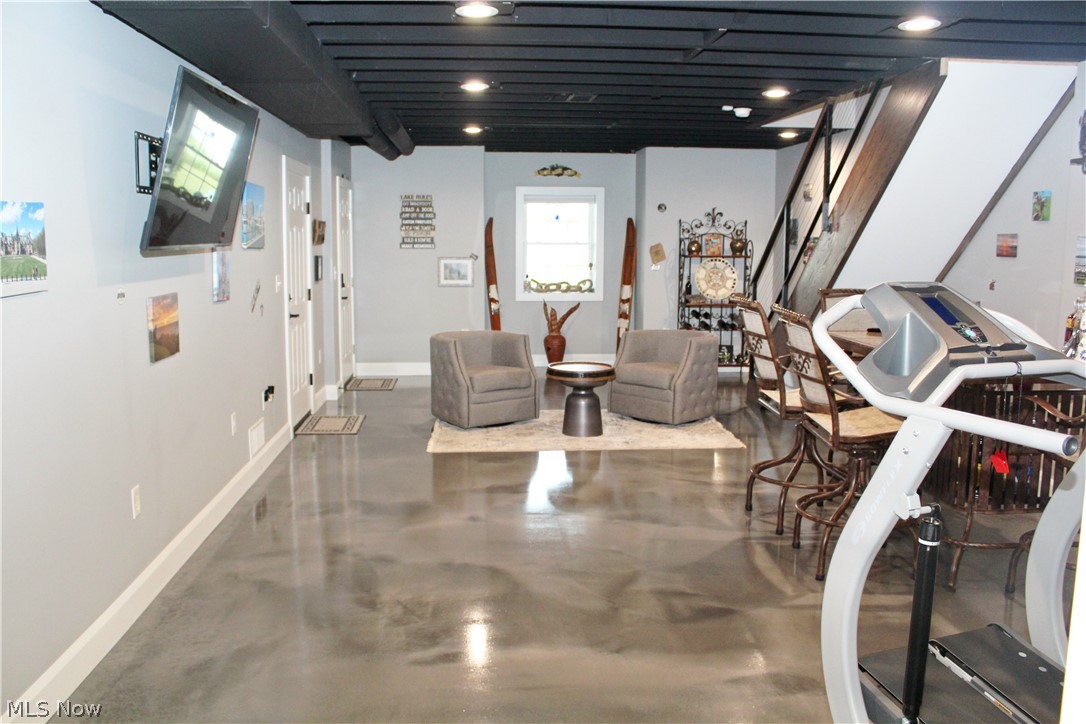 Craig Cove Condominiums - Residential