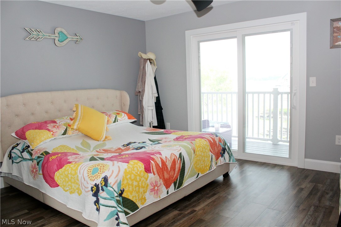 Craig Cove Condominiums - Residential