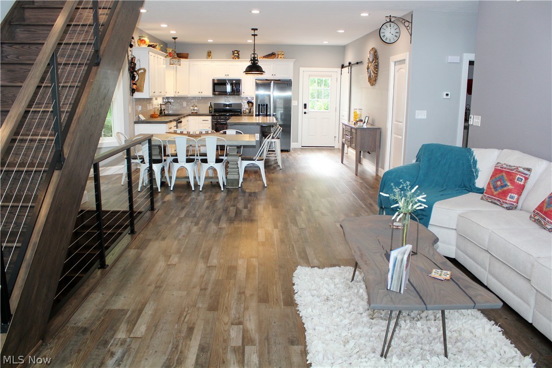 Craig Cove Condominiums - Residential