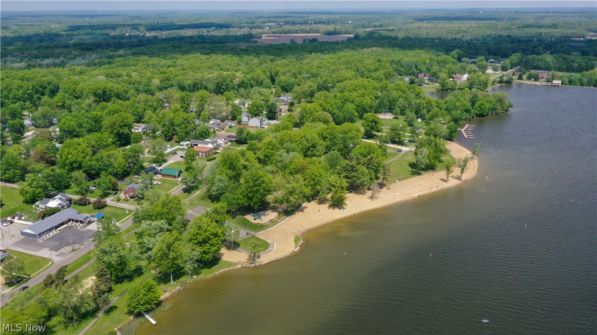Craig Cove Condominiums - Residential