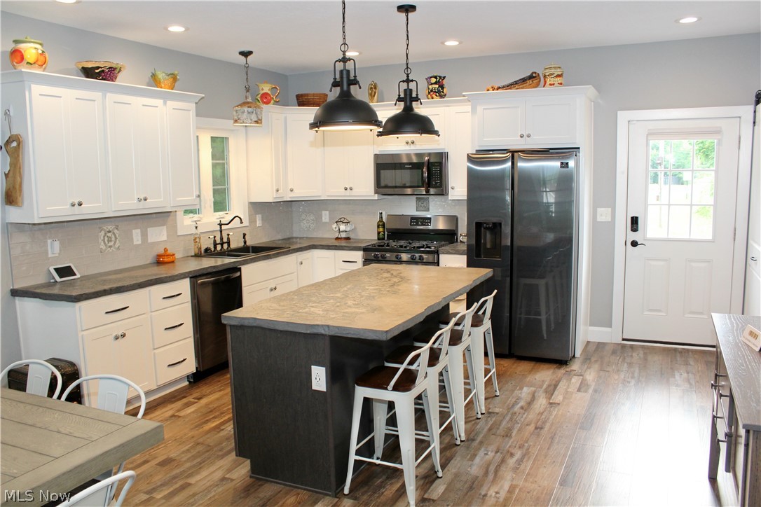 Craig Cove Condominiums - Residential