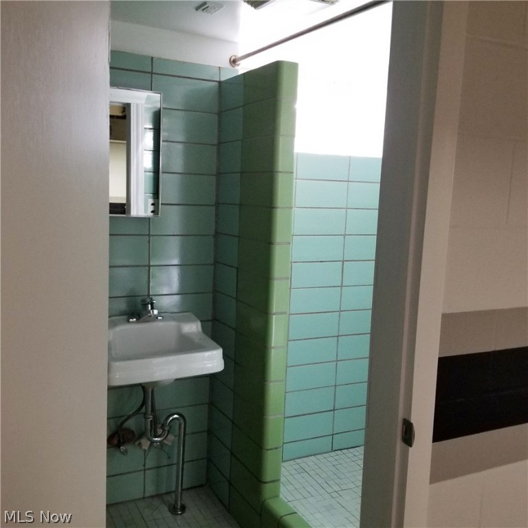 Garfield Pkwy - Residential