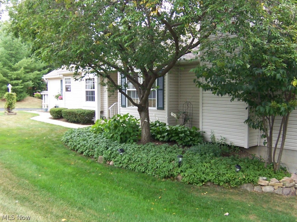 Woodbury Condo - Residential