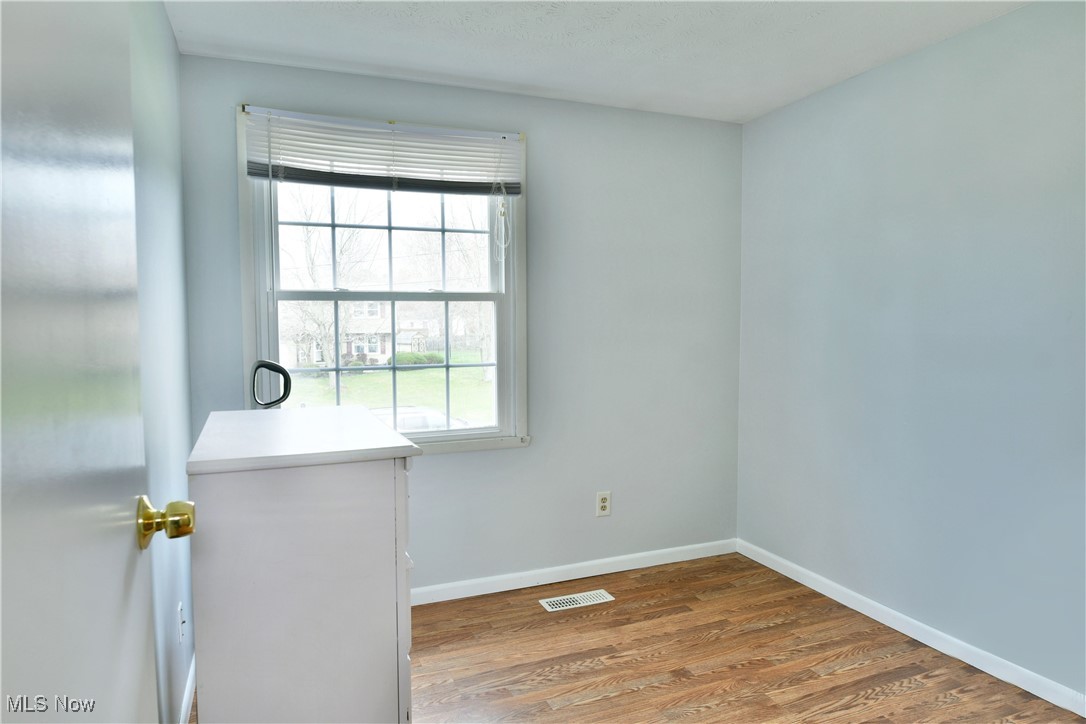 8094 Castle Rock Drive, Warren, Ohio image 25
