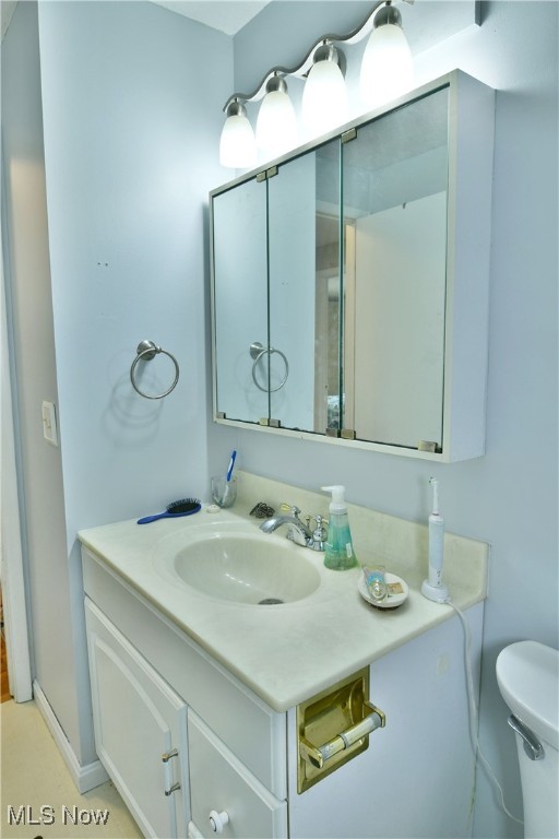 8094 Castle Rock Drive, Warren, Ohio image 24