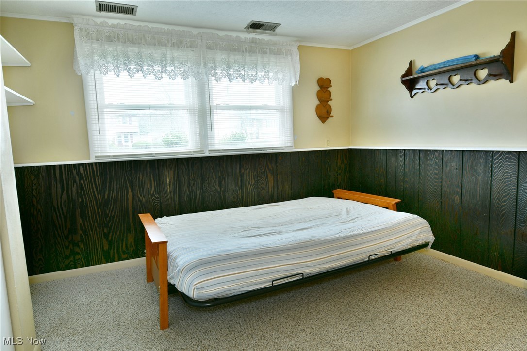 8094 Castle Rock Drive, Warren, Ohio image 35