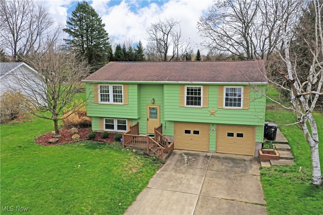 8094 Castle Rock Drive, Warren, Ohio image 4