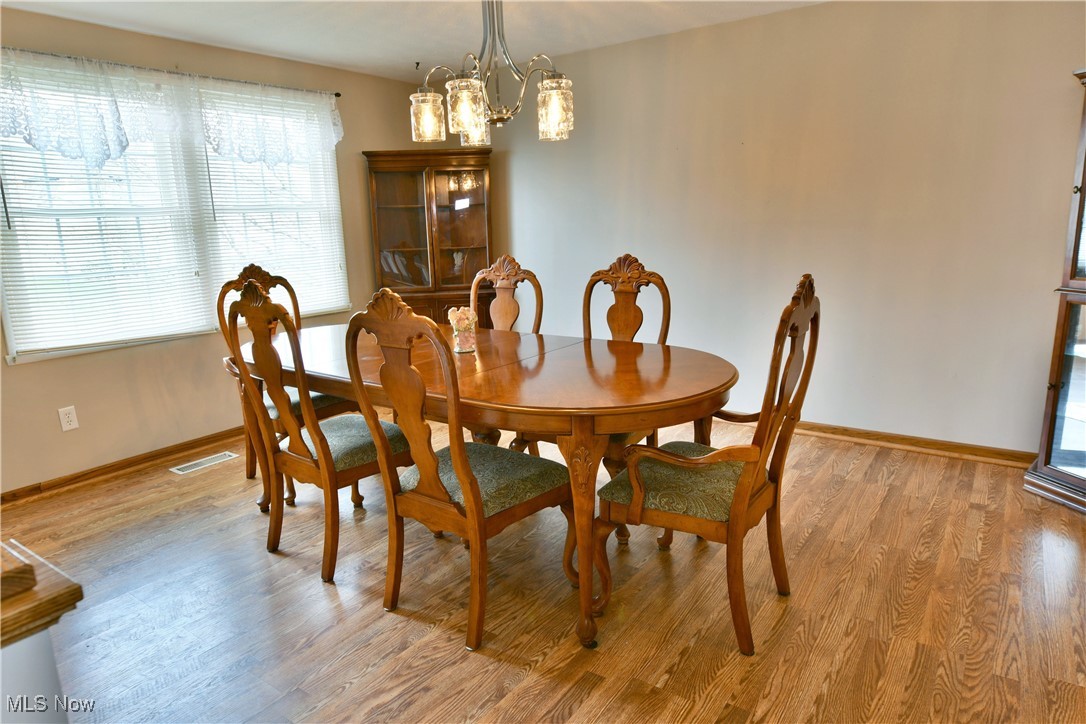 8094 Castle Rock Drive, Warren, Ohio image 7