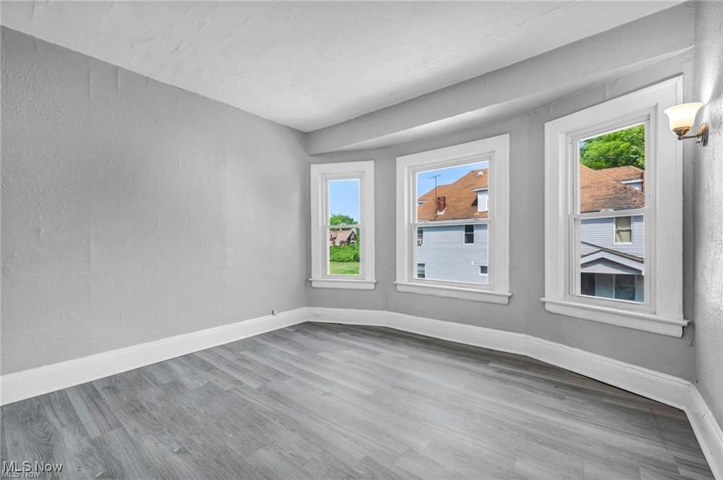 Superior Park 05 - Residential Income