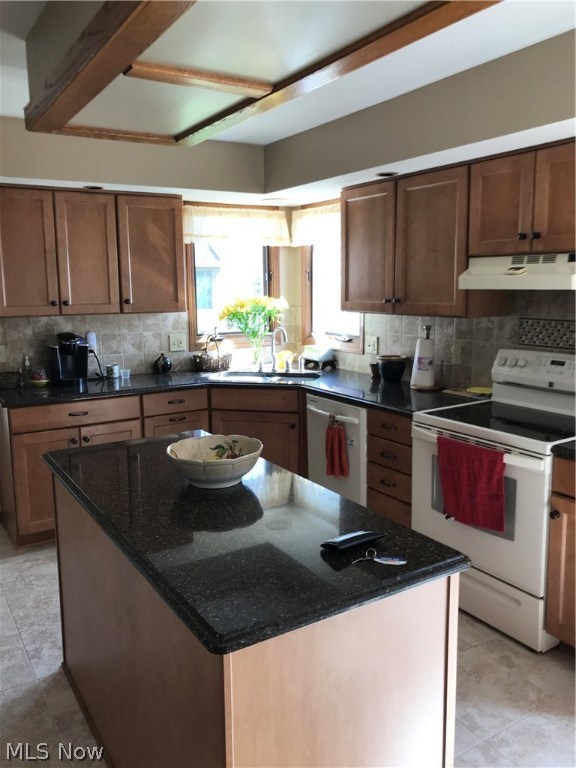 Cambridge Vill - Residential