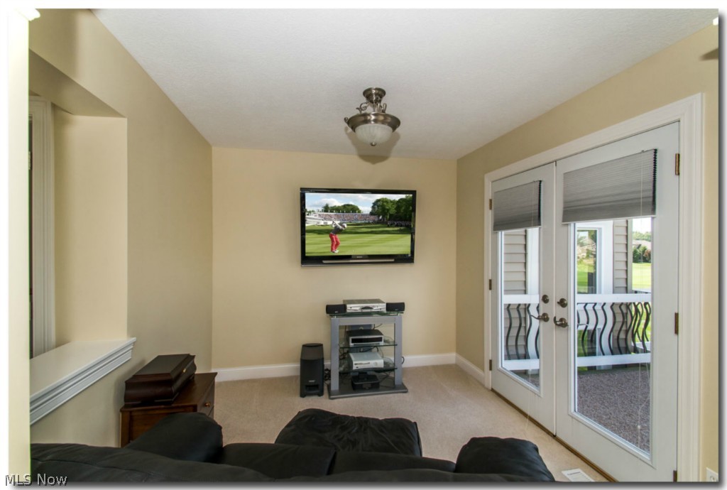 Red Tail Dev 11 - Residential