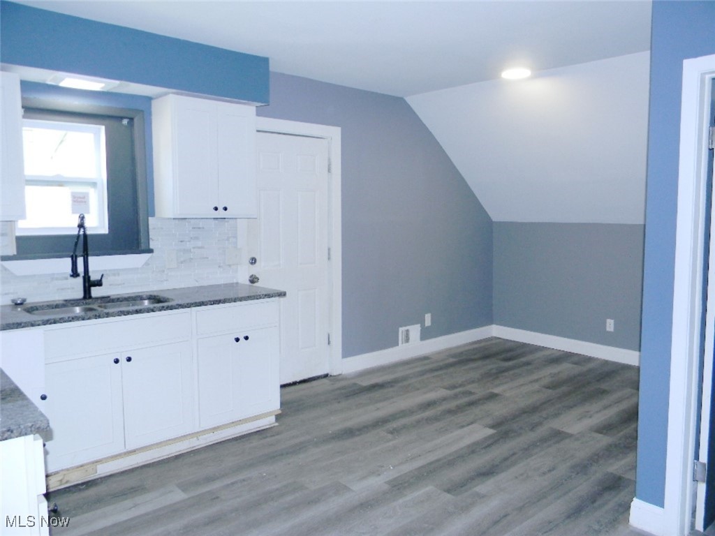 3172 W 73rd Street