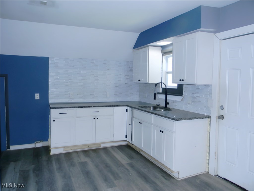 3172 W 73rd Street