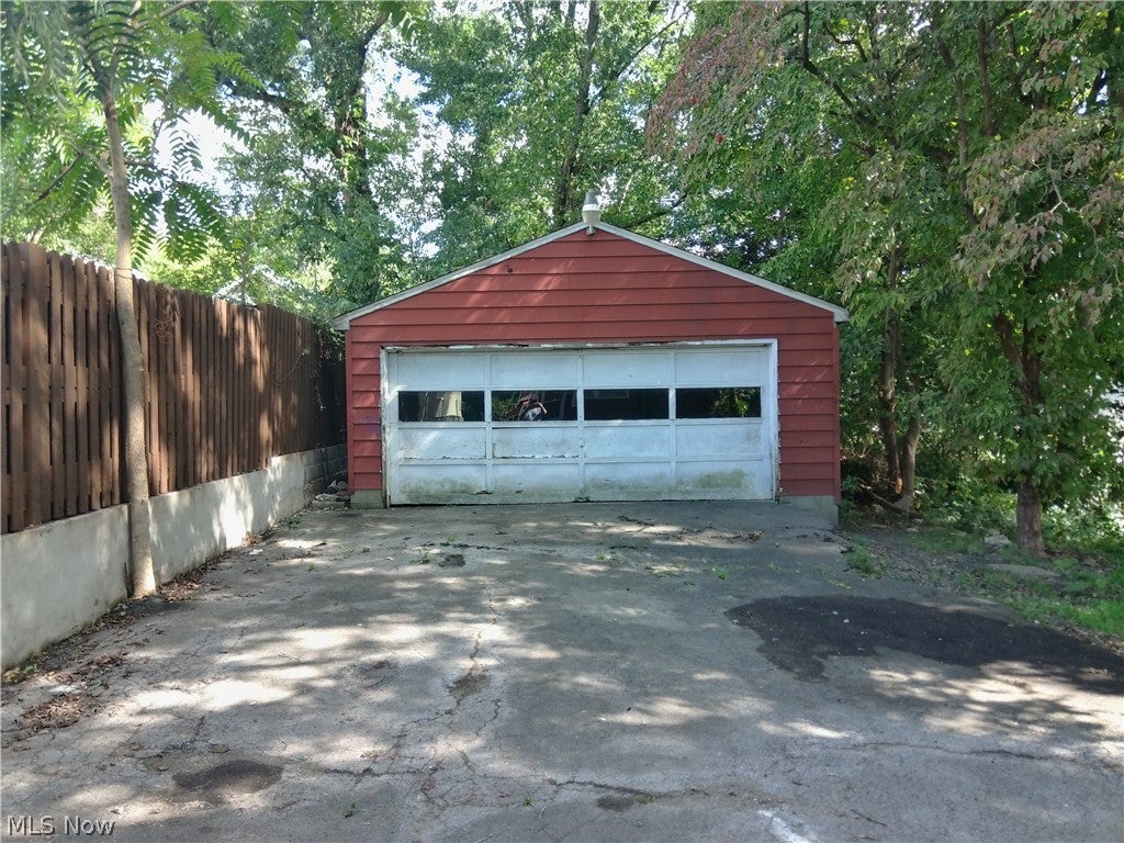 35 Palmer Avenue