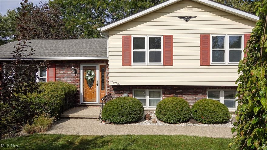 Well maintained and updated brick home in quiet Streetsboro neighborhood.  This lovely home offer hardwood floors, an updated kitchen with bran new refrigerator,  3 spacious bedrooms, three full bathrooms including a master's on suite.  Other features include nature stone in the garage, back yard patio and front walk way.  finished basement with a 3rd full bathroom and brick fireplace, craw space for storage, large back yard with wood deck and stone patio, an outside shed, and oversized garage.  
Many of the mechanicals of the home have been recently updated including a newer furnace, hot water heater, refrigerator, and washer and dryer.  
Come check it out.   this one will go fast.