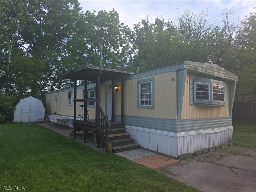 Oak Leaf Mobile Home Park - Residential