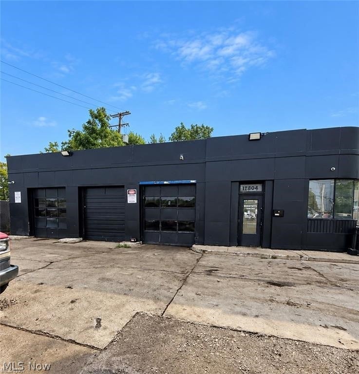 17202 Saint Clair Avenue
