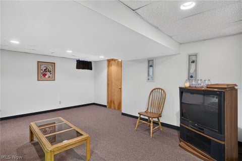 Tiny photo for 5900 S Mayflower Drive, Lorain, OH 44053 (MLS # 5254062)