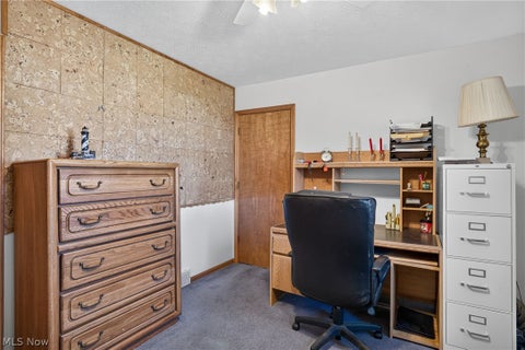 Tiny photo for 5900 S Mayflower Drive, Lorain, OH 44053 (MLS # 5254062)