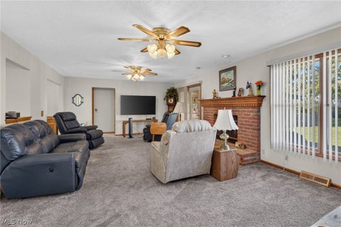 Tiny photo for 5900 S Mayflower Drive, Lorain, OH 44053 (MLS # 5254062)