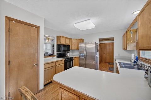 Tiny photo for 5900 S Mayflower Drive, Lorain, OH 44053 (MLS # 5254062)