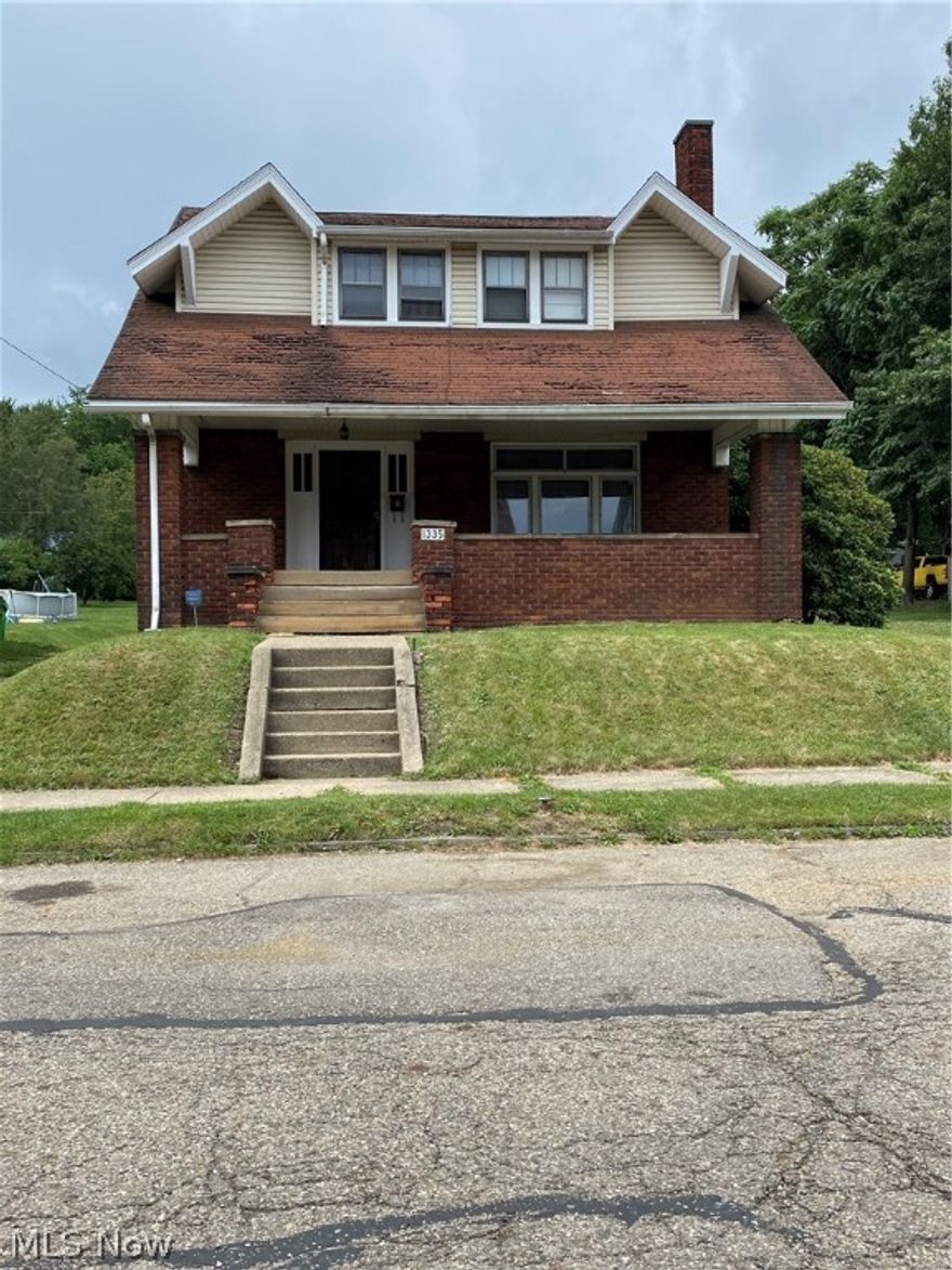 Attention investors/handyman with some TLC this 3 bedroom brick home could be a great investment property.  Beautiful woodwork throughout and large 3 car garage.