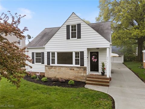 20151 Bonnie Bank Boulevard, Rocky River, OH 44116 - #: 5120927