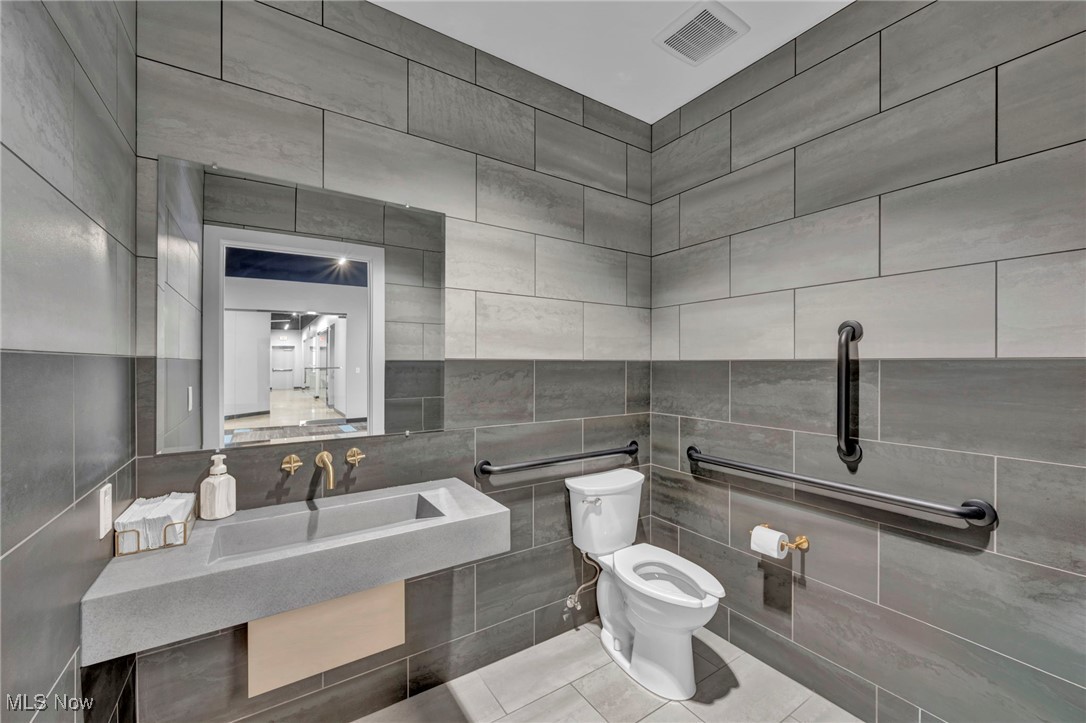 Woodland Glen - Commercial Sale