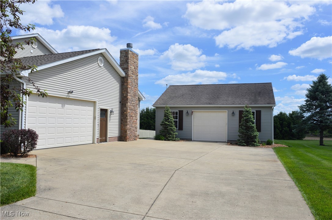 6125 Springridge Drive, Petersburg, Ohio image 2