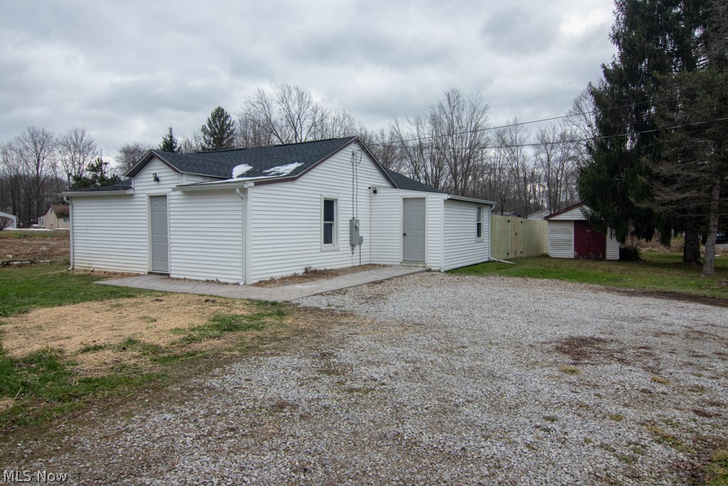 Looking to downsize? This ranch style home has been completely updated from the studs to the beautiful home it is today! Brand new roof, updated kitchen, updated bathroom and more! Conveniently located close to highway 76 and close to Rootstown High School.