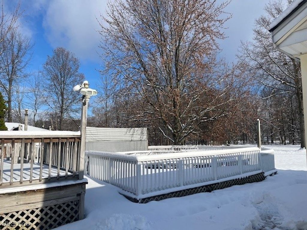 Photo of 1789 Clague Road, Westlake, OH 44145 (MLS # 5175205)