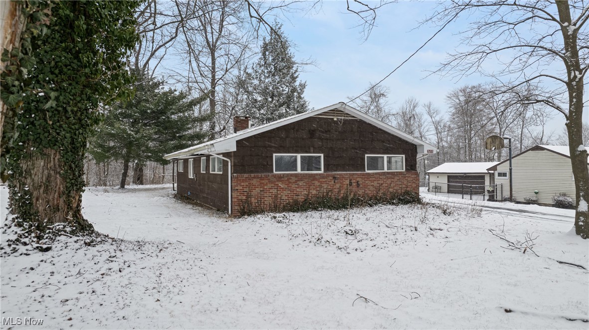 7655 Connelly Road, Hubbard, Ohio image 3