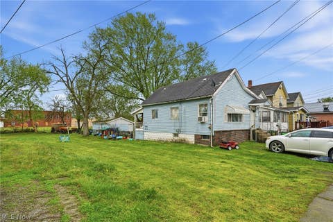 Tiny photo for 113 15th Street NW, Barberton, OH 44203 (MLS # 5210246)