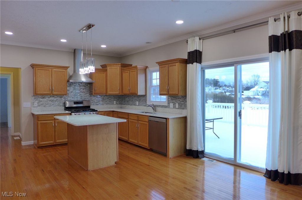 Photo of 35160 Spatterdock Lane, Solon, OH 44139 (MLS # 5181351)