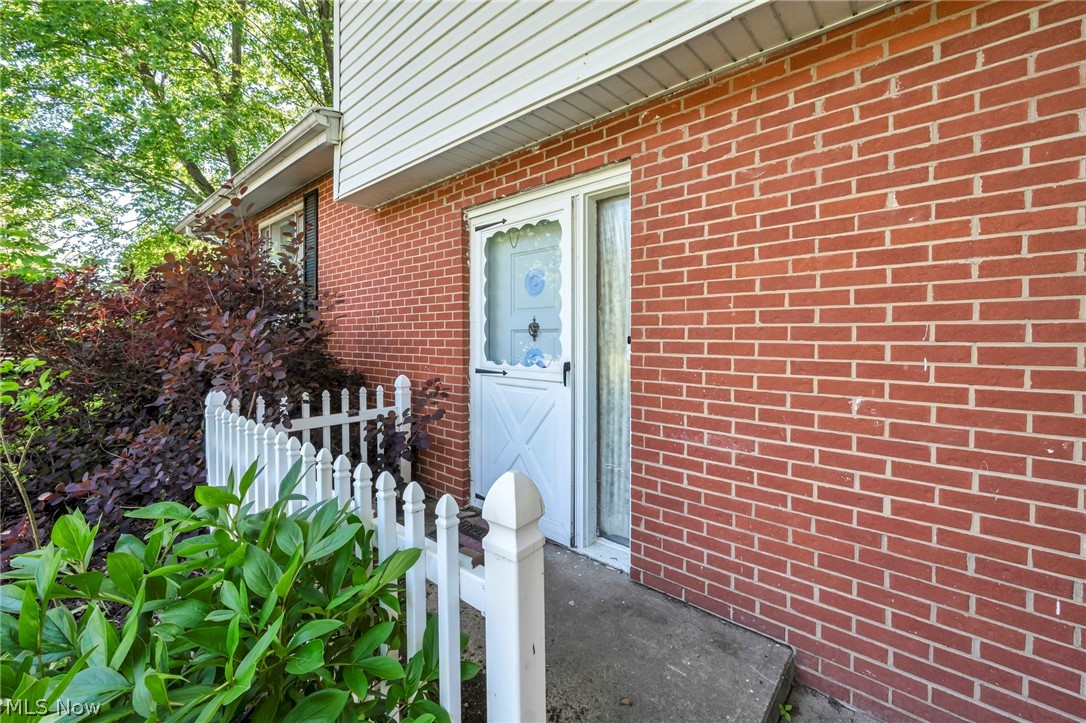 4005 Selnik Road