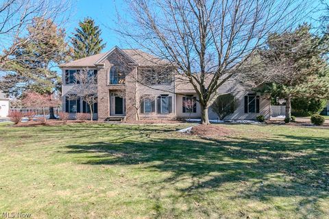 5596 Turnberry Lane Highland Heights OH 44143