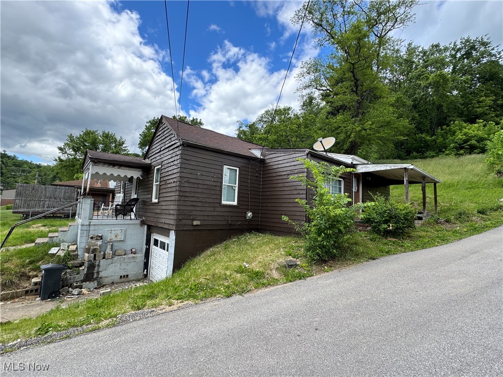 608 Columbus Avenue, Martins Ferry, Ohio image 4