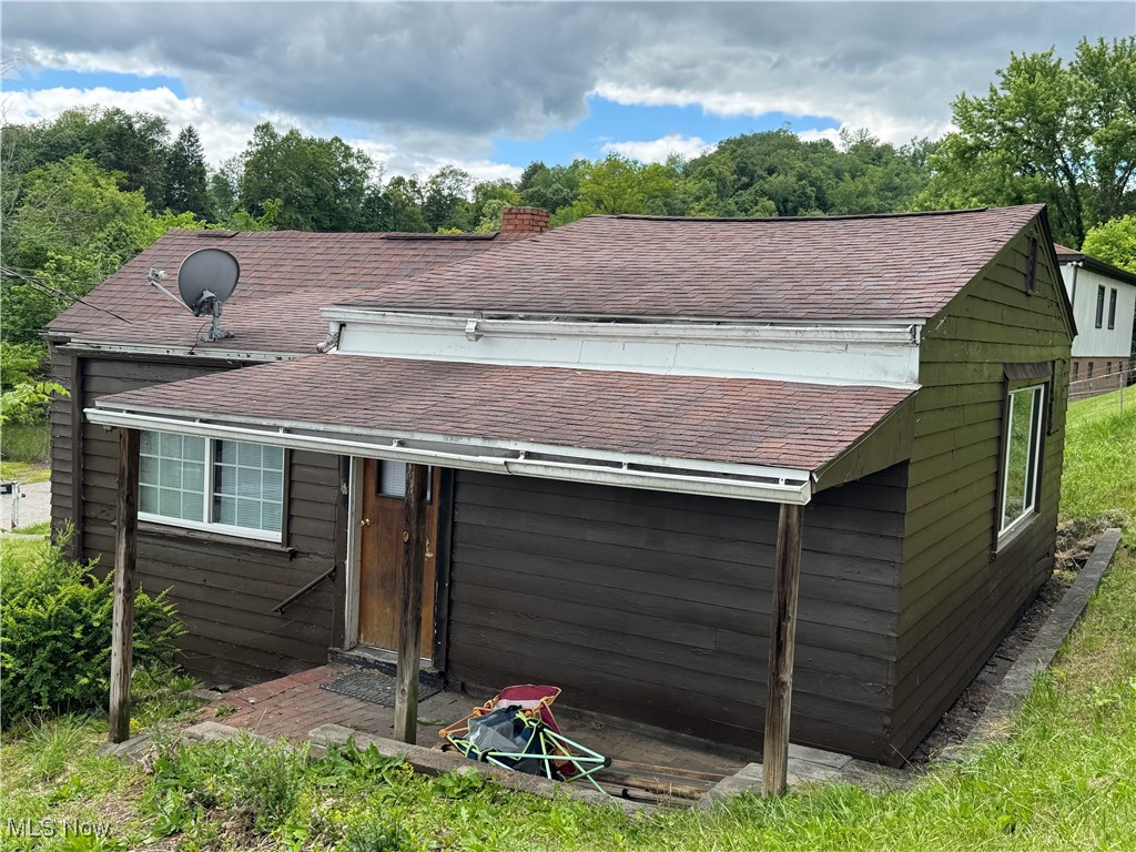608 Columbus Avenue, Martins Ferry, Ohio image 5