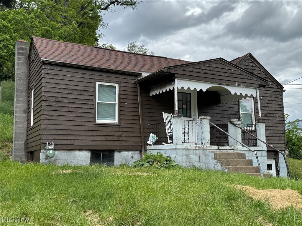 608 Columbus Avenue, Martins Ferry, Ohio image 3