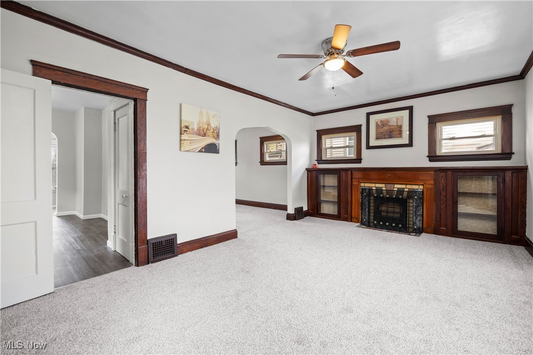 Conger Helper Realty Lorain Heights - Residential