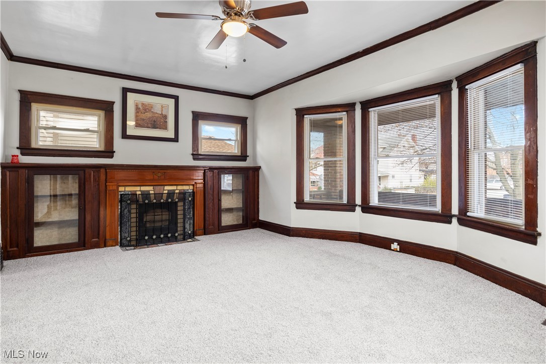 Conger Helper Realty Lorain Heights - Residential