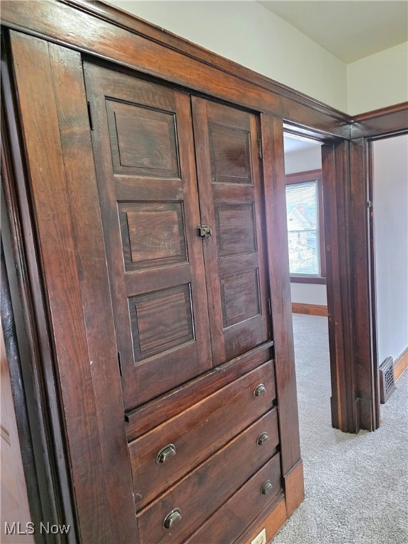 Conger Helper Realty Lorain Heights - Residential