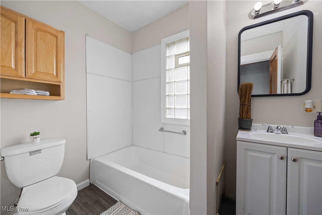 Conger Helper Realty Lorain Heights - Residential