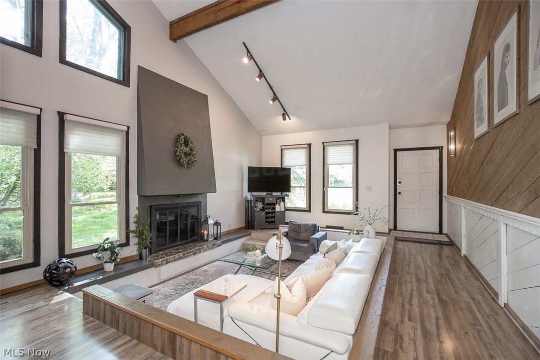Hunting Meadows - Residential